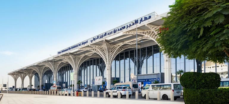 Prince Mohammed Bin Abdulaziz International Airport terminal in Madinah for private airport transfer services.